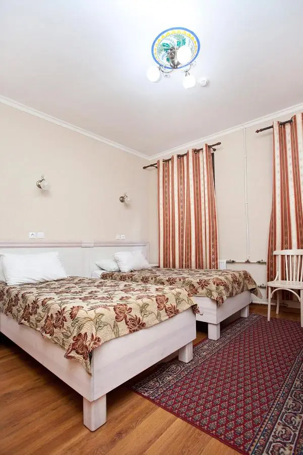 Санкт-Петербург: Hotel Petrovsky Dvorik