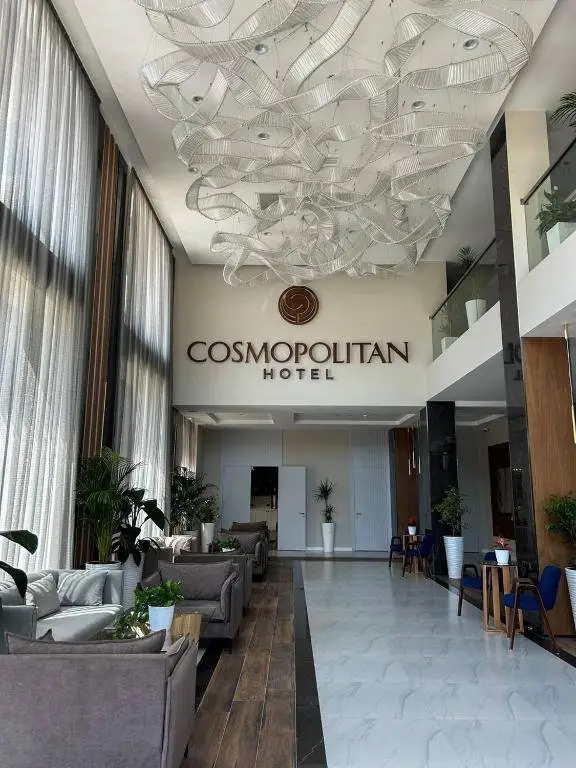 Шымкент: Отель Cosmopolitan