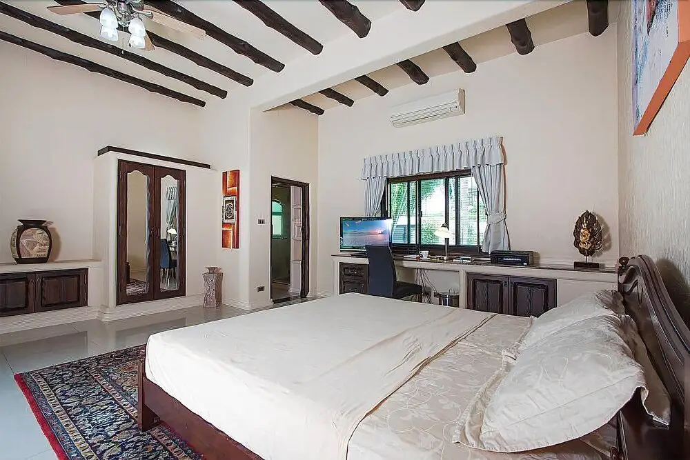 Бангламунг: Camelot Villa