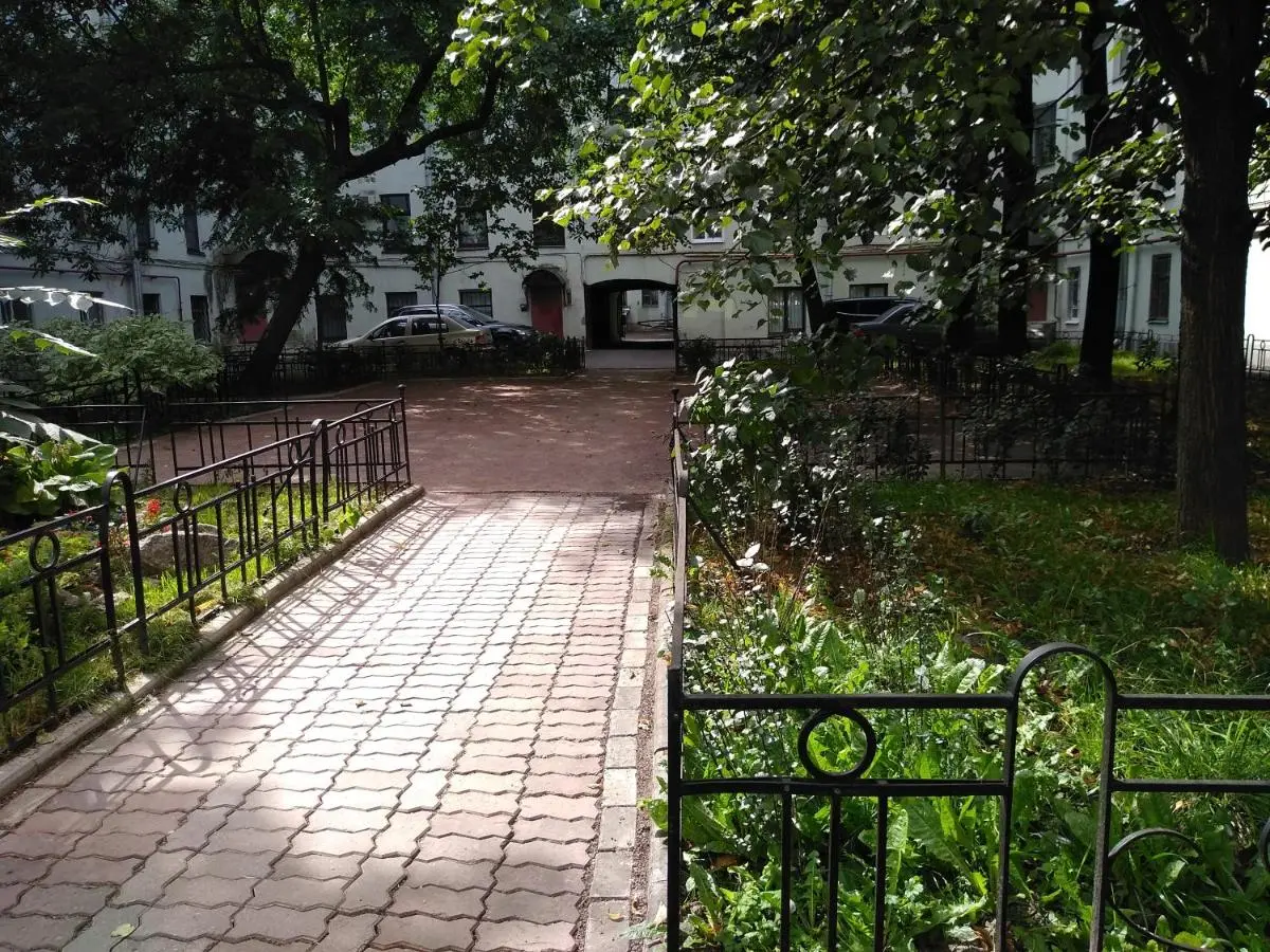 Санкт-Петербург: Меблированные комнаты MohitoHostel