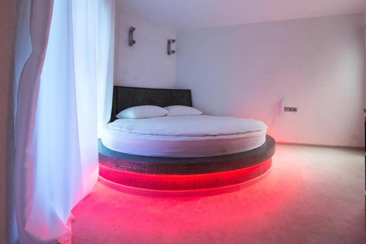 Санкт-Петербург: Alex Hotel on Marshala Zhukova
