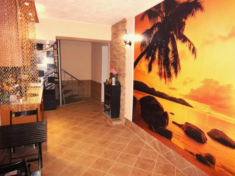 Лоо: Guest House Elling Solnechniy