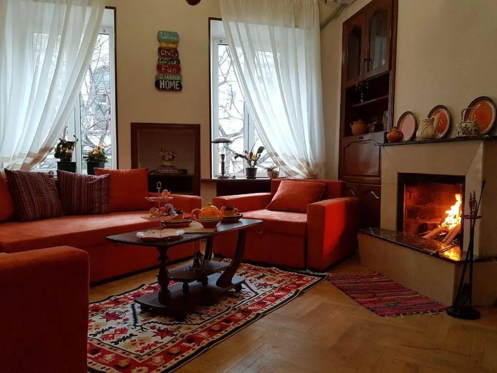 Тбилиси: Georgian spicy house