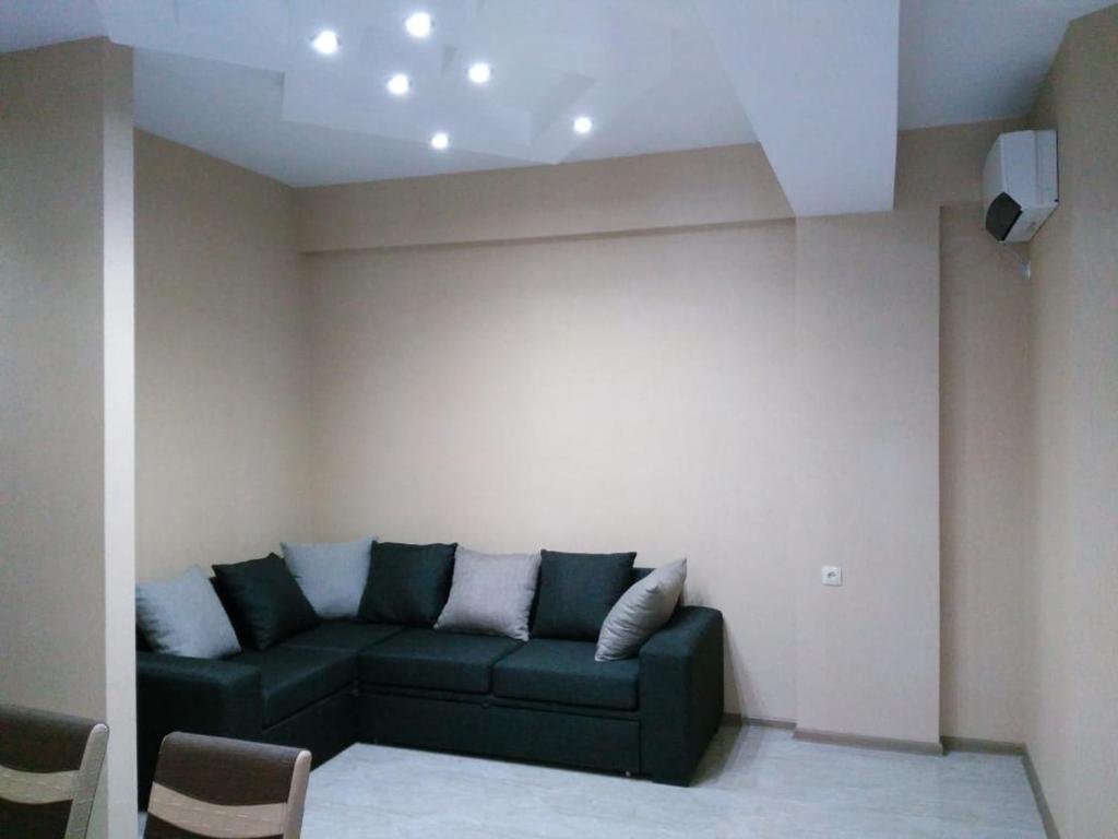 Тбилиси: cosy apartment in city centre saburtalo