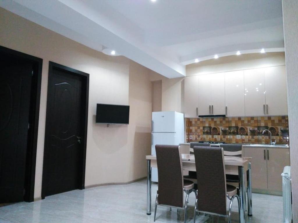 Тбилиси: cosy apartment in city centre saburtalo