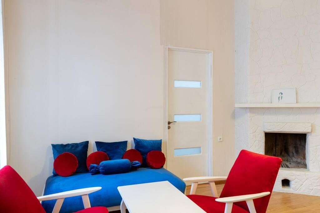 Cozy 2 Bedroom Apartment In The Center of Tbilisi — фото 1