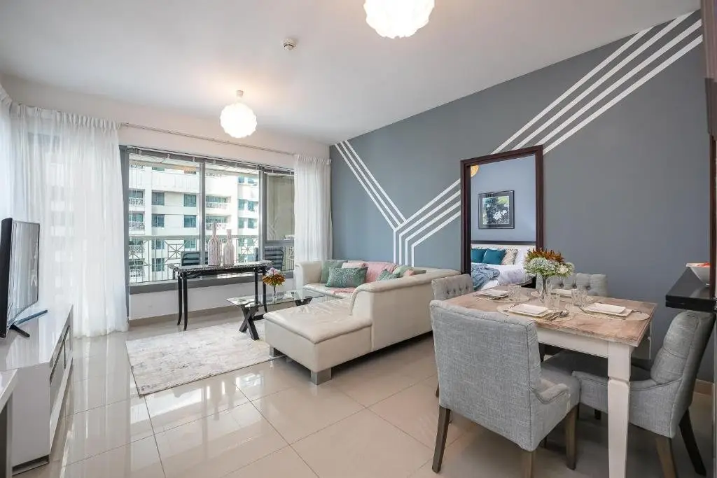 Дубай: Chic 1br with Burj Khalifa View in Downtown