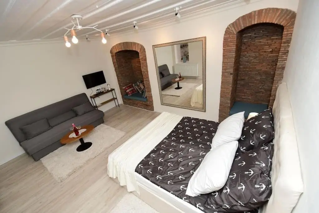 Тбилиси: Manchos Apartment Heart Of Old Tbilisi