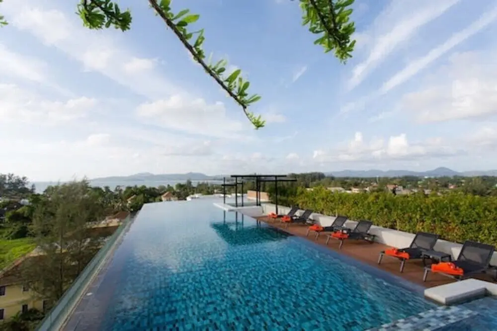 Тхаланг: Ideal 1 Bed Apartment at Surin Beach