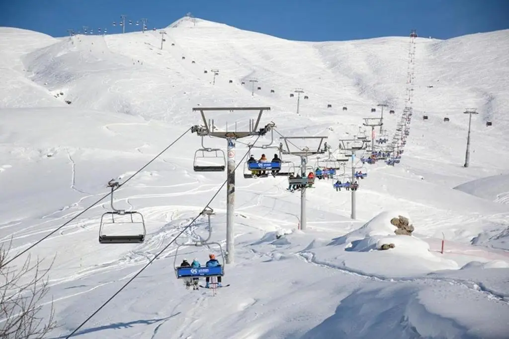 Гудаури: 2-bedroom apartment with mountain view in New Gudauri