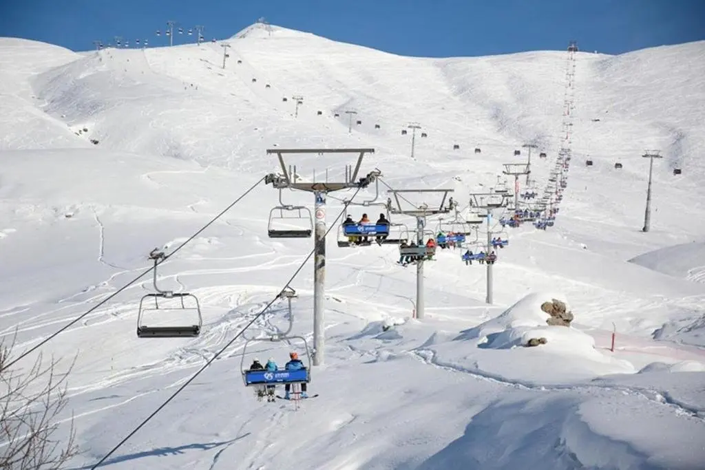 Гудаури: 2-bedroom apartment with mountain view in New Gudauri