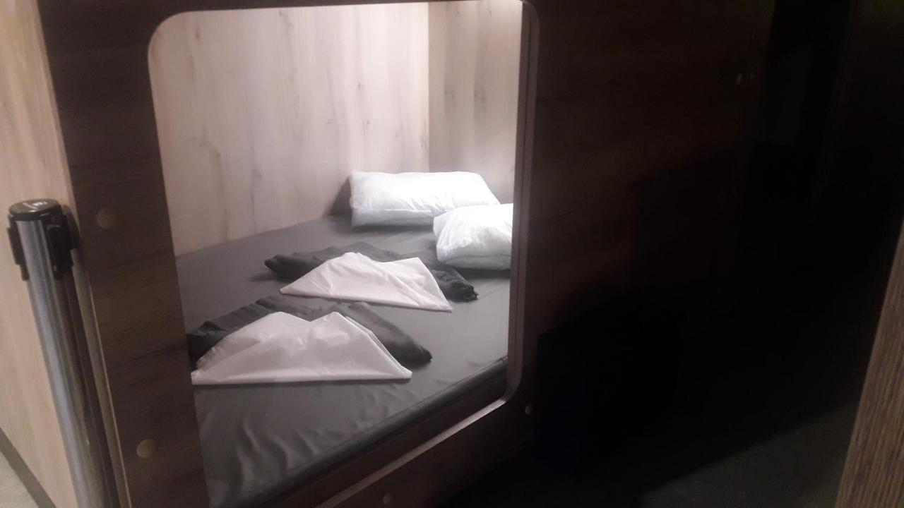 Санкт-Петербург: Capsule Hotel Pulkovo