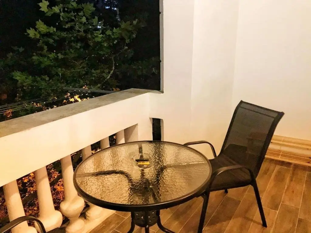 Тбилиси: Adorable Apartment in the heart of Tbilisi