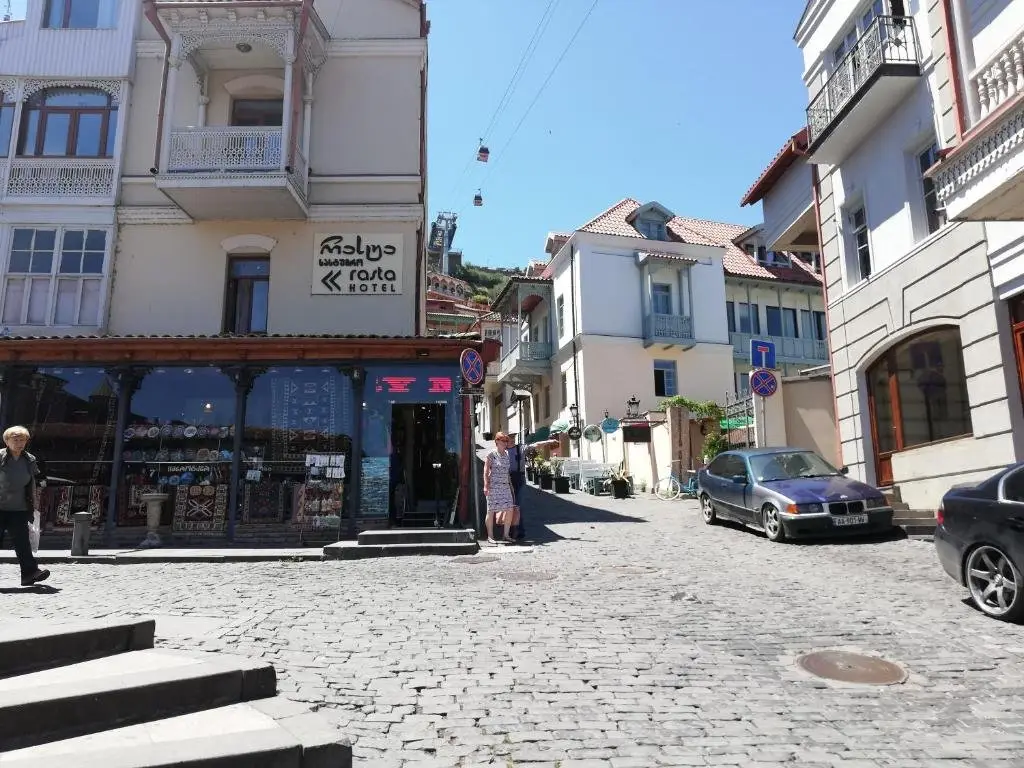 Тбилиси: COMFORTABLE APARTMENT in the old TBILISI