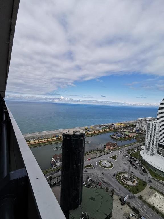 Батуми: Sea View Apartment Orbi City