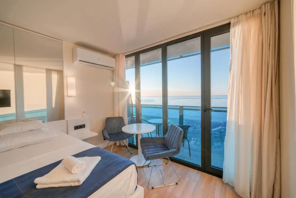 Батуми: Grand City Apart-Hotel Batumi