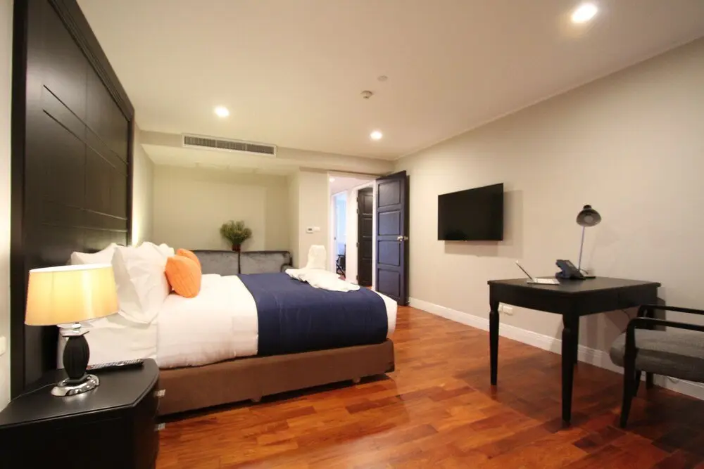 Бангкок: GM Suites