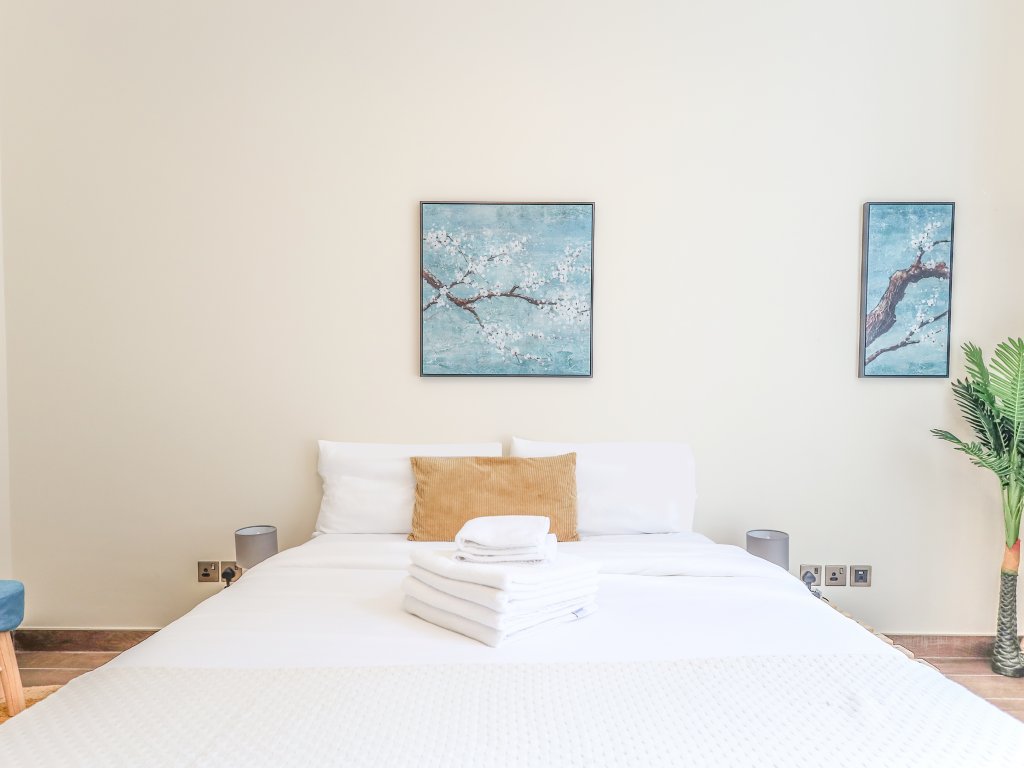 Дубай: Elite LUX Holiday Homes - Vibrant & Exquisite Resort Style 1BD in Arjan Dubai