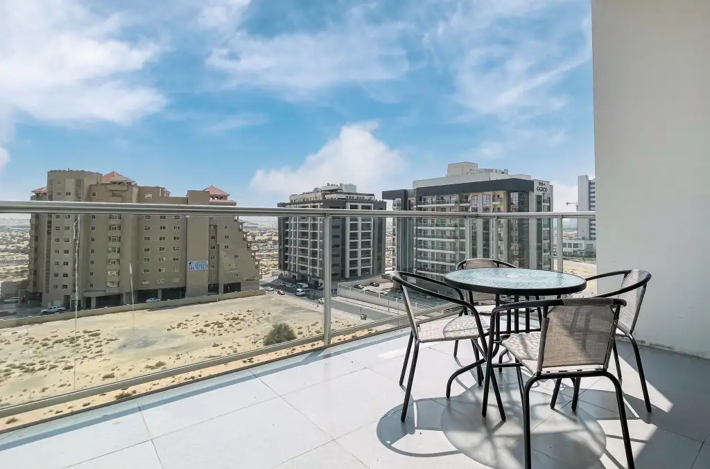 Дубай: Elite LUX Holiday Homes - Superb & Convenient 2 BR Duplex in Silicon Oasis Dubai