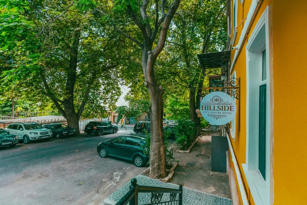 Бутик-отель Hillside City center Hotel — фото 1