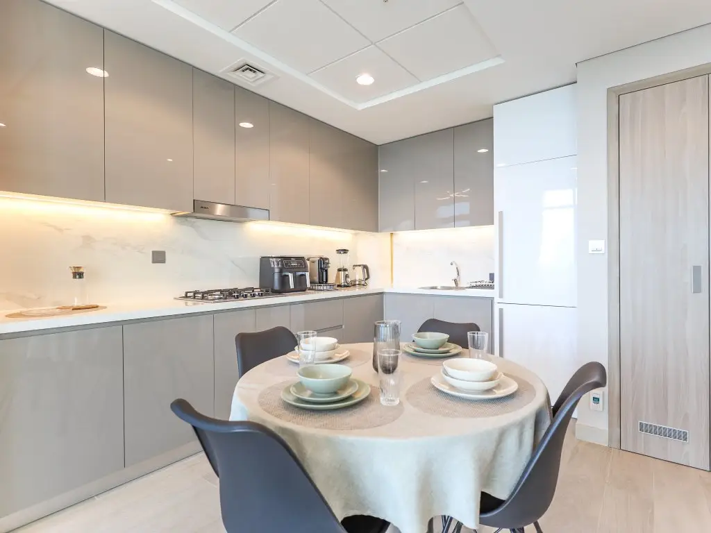 Дубай: Elite LUX Holiday Homes - Skyline Oasis – One Bedroom Premium Apartment in Al Jaddaf
