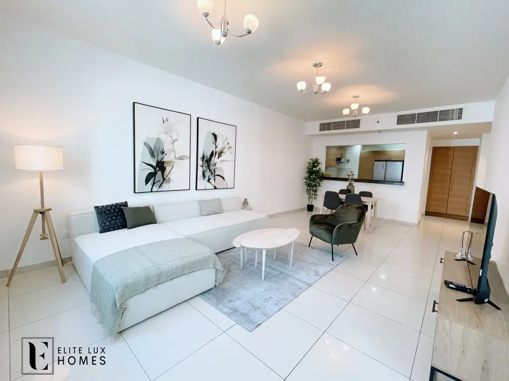 Elite LUX Holiday Homes - Beautiful Escape 2BR | Direct Metro Access in Al Furjan Dubai — фото 1
