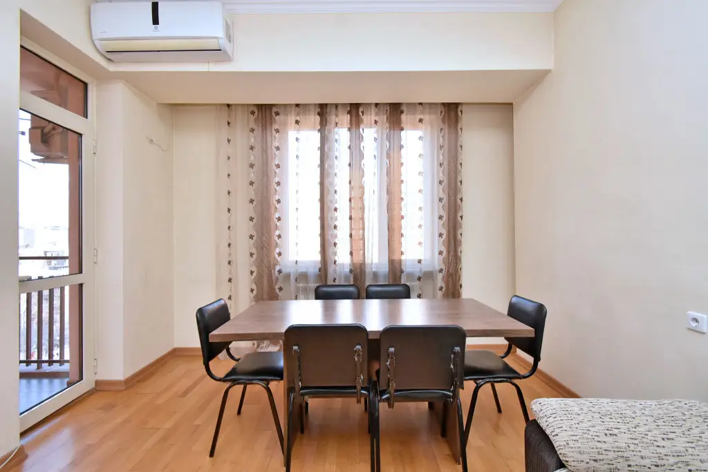 Ереван: Apartments RentInnYerevan 13 Pavstos Buzand street