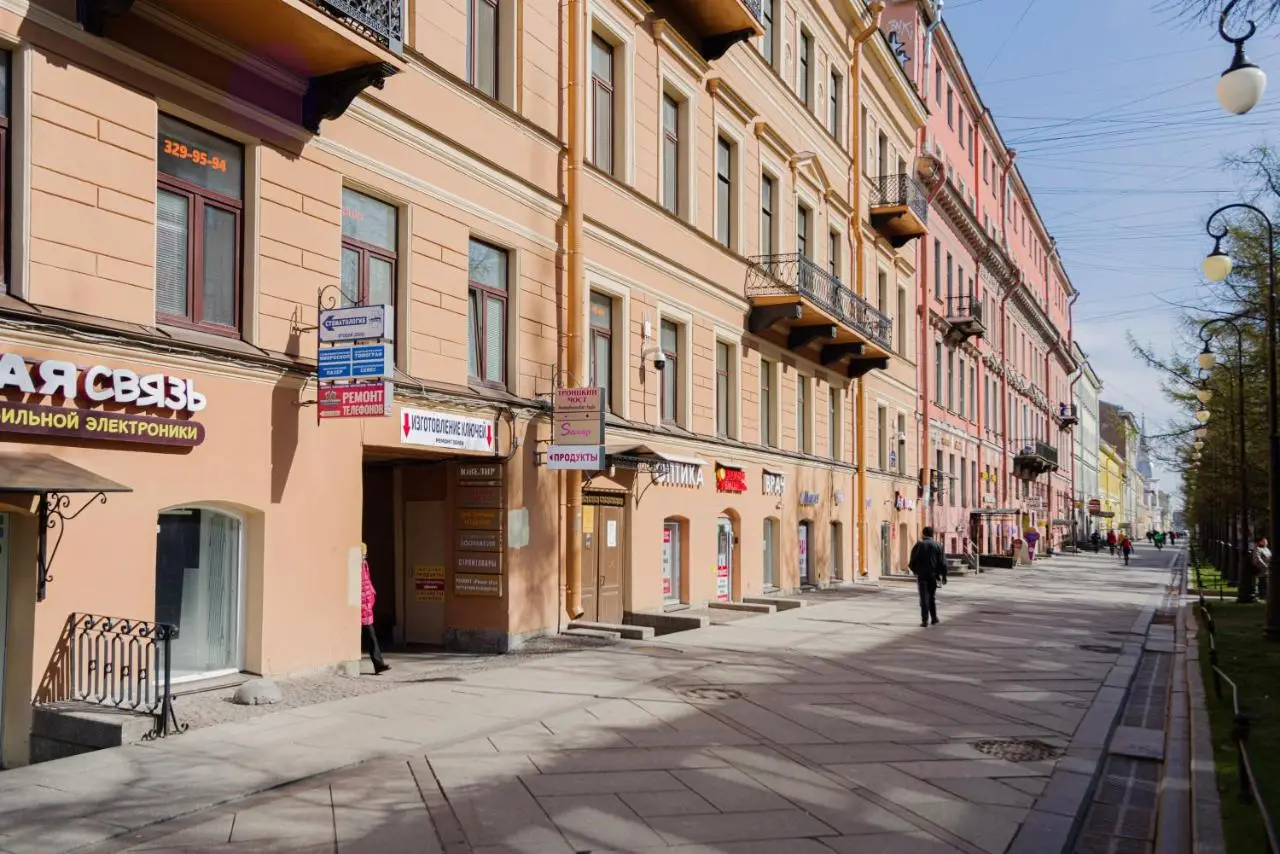 Санкт-Петербург: Меблированные комнаты Inn 6 Line