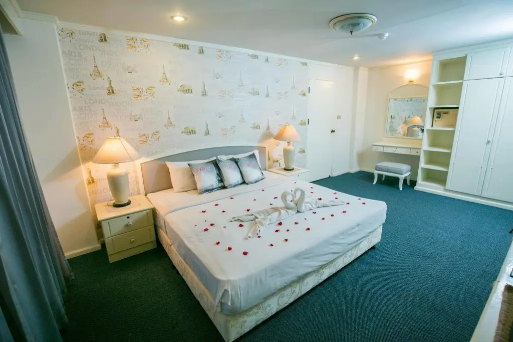 Бангкок: Le Paradis Bangkok Hotel & Residence