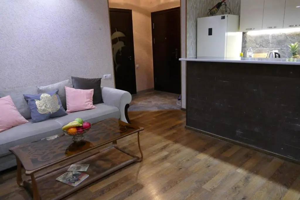 Тбилиси: ILIS Home