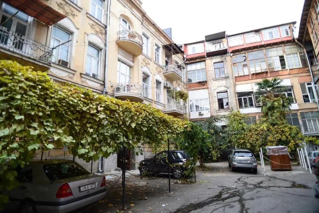 Тбилиси: Liberty Square Apartment