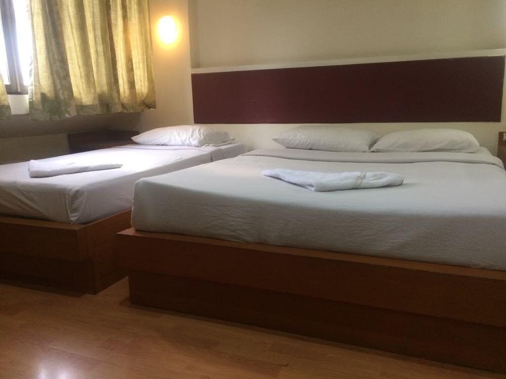 Бангкок: Royal Garden Home Hotel