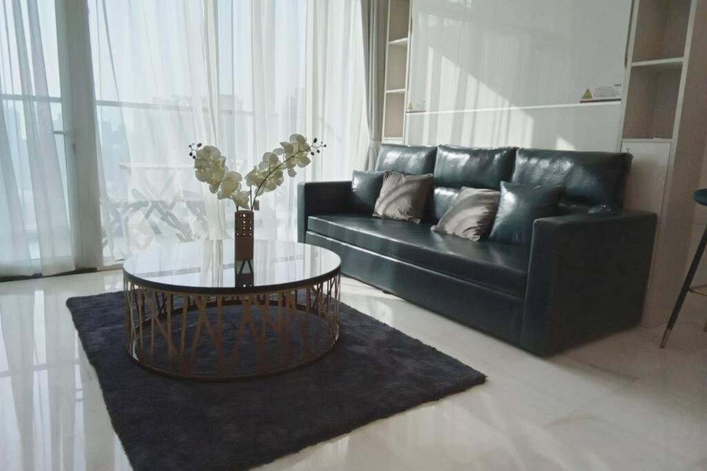 New Studio Apartment in Bayz Tower, Business Bay — фото 1