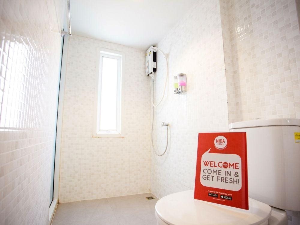 Бангкок: NIDA Rooms Nai Lert Grand Diamond