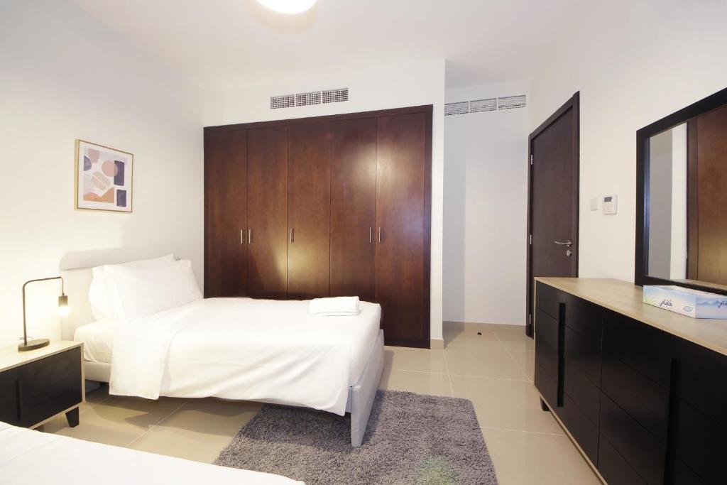 RH- 3BR Flamingo Villa with maid room in RAK, near pool — фото 1