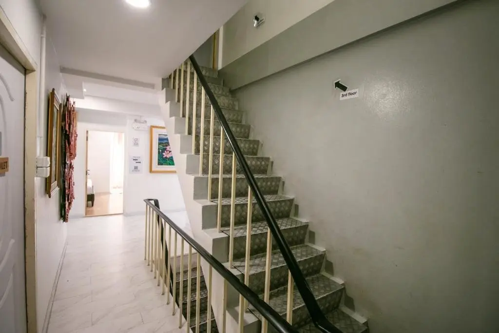 Бангкок: OYO 568 Art Hotel Hua Lamphong - Hostel