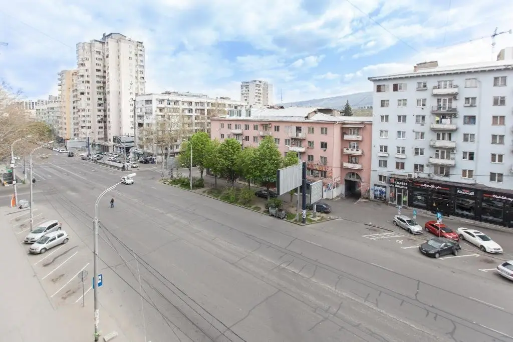 Тбилиси: Mariam's sunny studio apartment