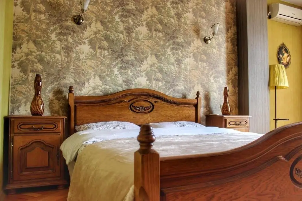 Тбилиси: Mr Happy’s Villa