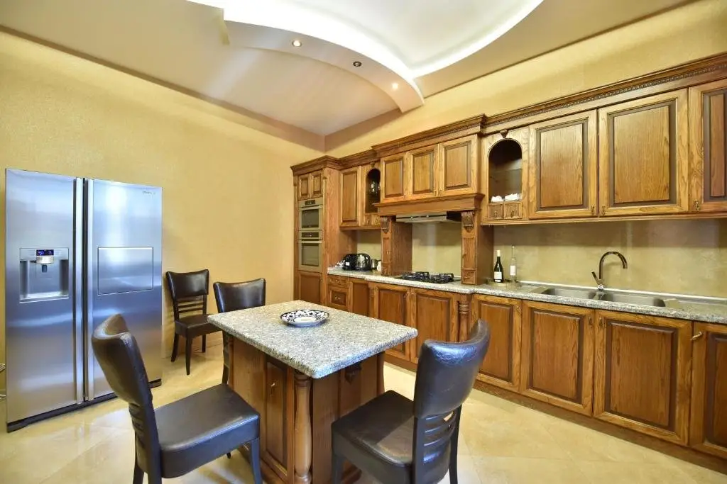 Тбилиси: Perfect Apartment in the Center of Tbilisi