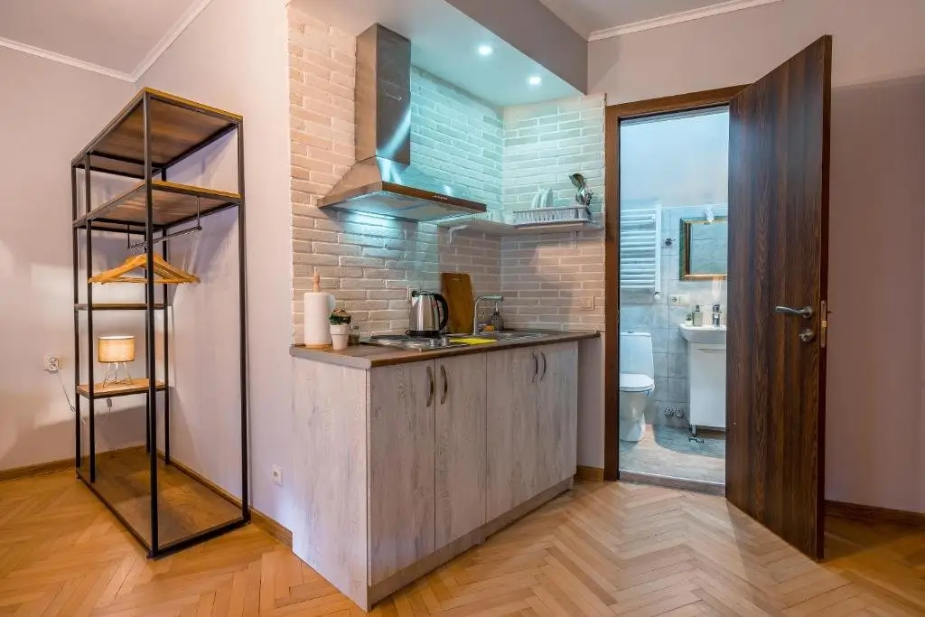 Тбилиси: Nick's attractive apartment in old Tbilisi