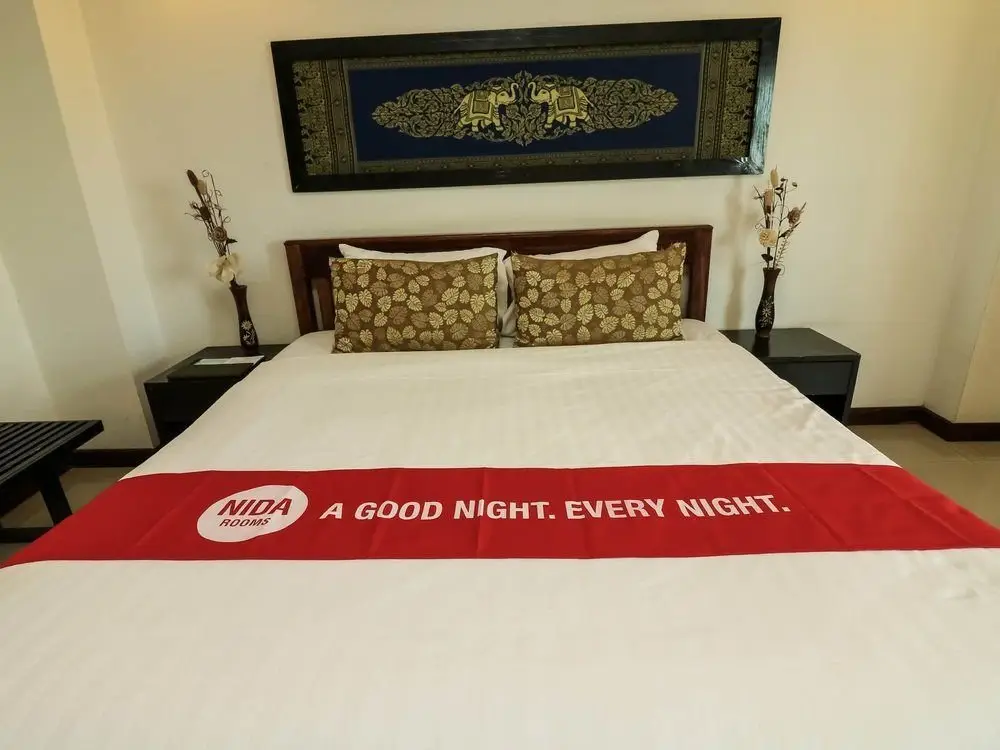 Бангкок: 曼谷翁聿30号车站奈达酒店(Nida Rooms on Nut 30 Terminal)