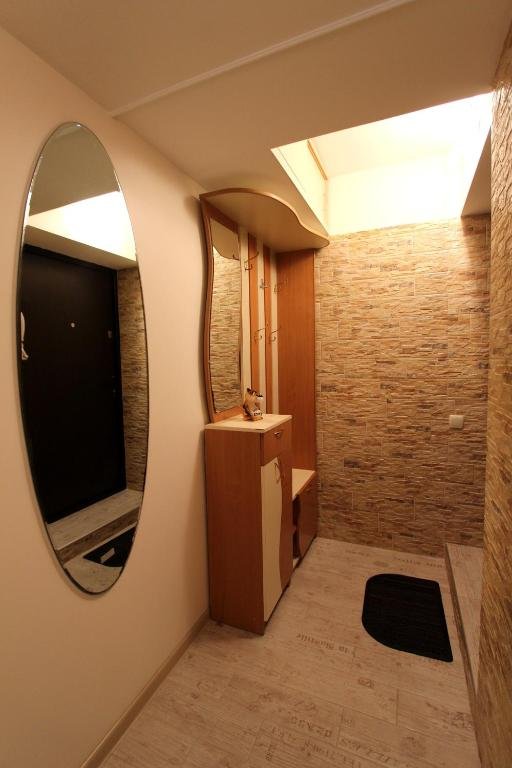 Алматы: Nadezhda Apartments on Nayrizbay Batira 63