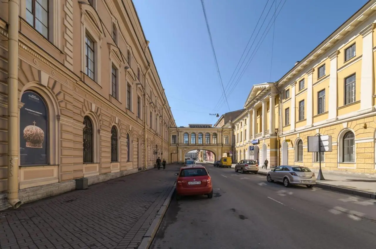 Санкт-Петербург: Меблированные комнаты Аврора на Почтамтской