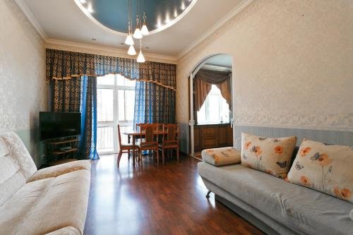 Минск: Arenda Apartments - Ulianovskaya str.32
