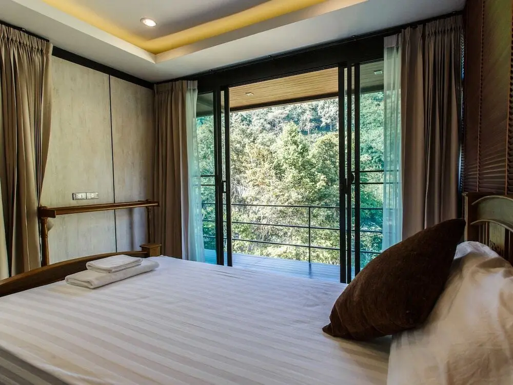 Мае-Он: The Stream House at Mae Kampong