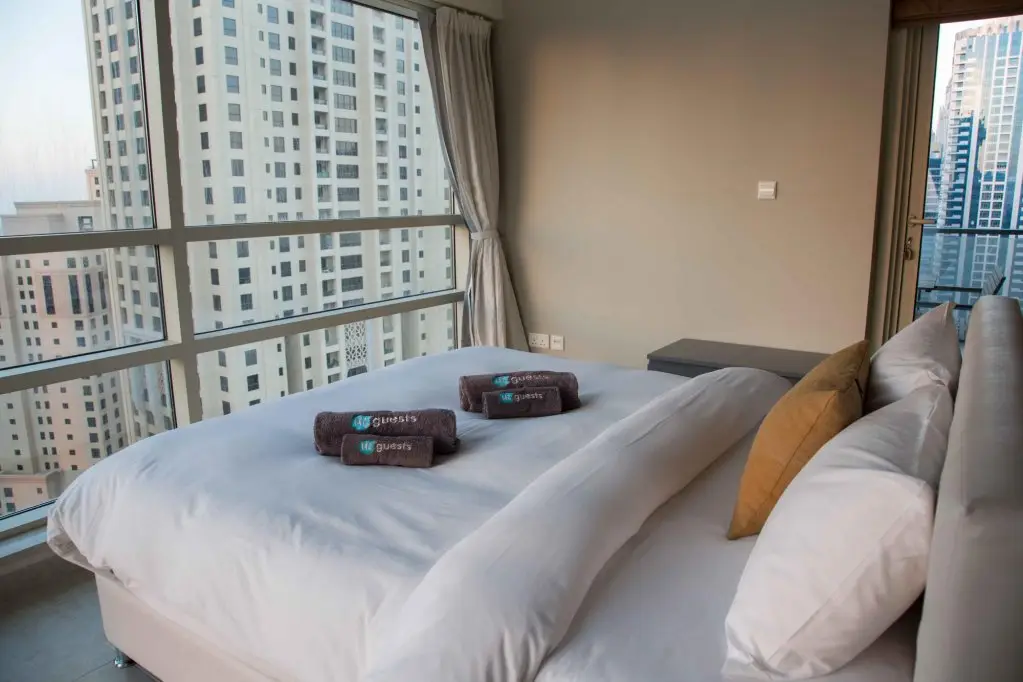 Дубай: Top Floor Familly Apartment with Stunning views
