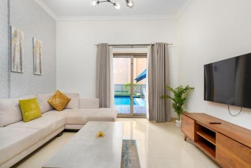 Дубай: Simply Comfort Holiday Homes - Private Pool Homes and Villas