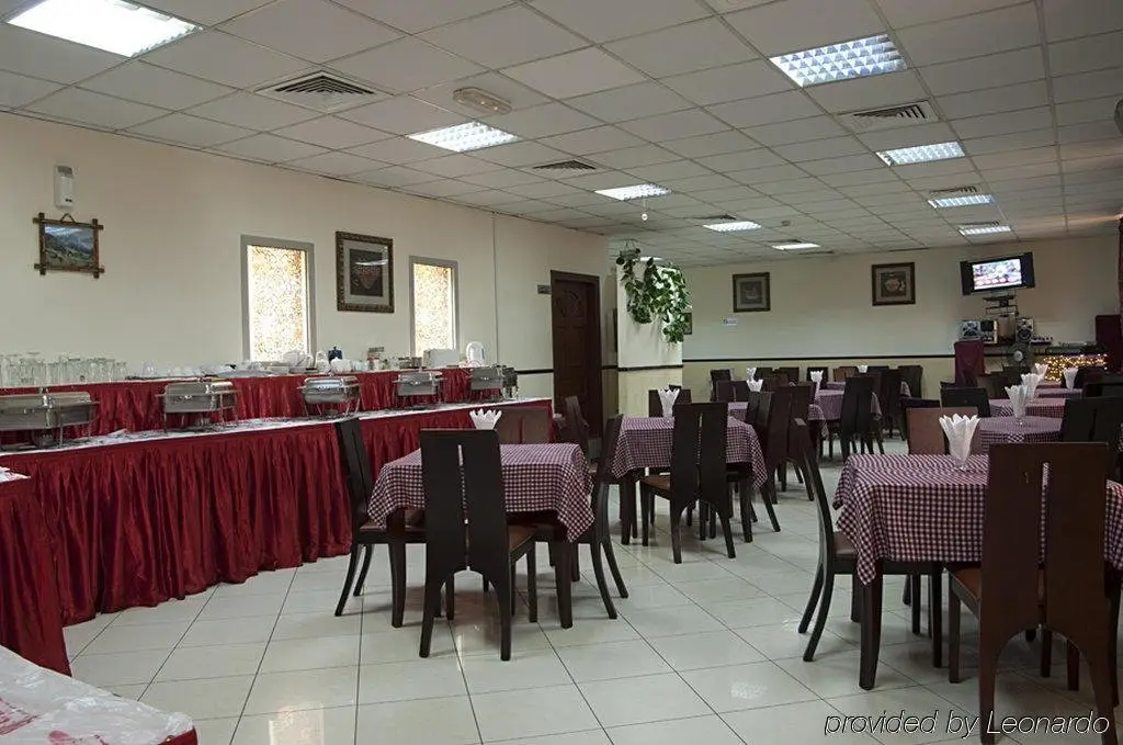 Дубай: Tulip Inn Al Qusais Dubai Suites