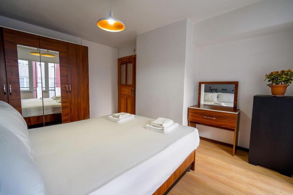 Анталья: Serene Flat Close to Beach in Muratpasa