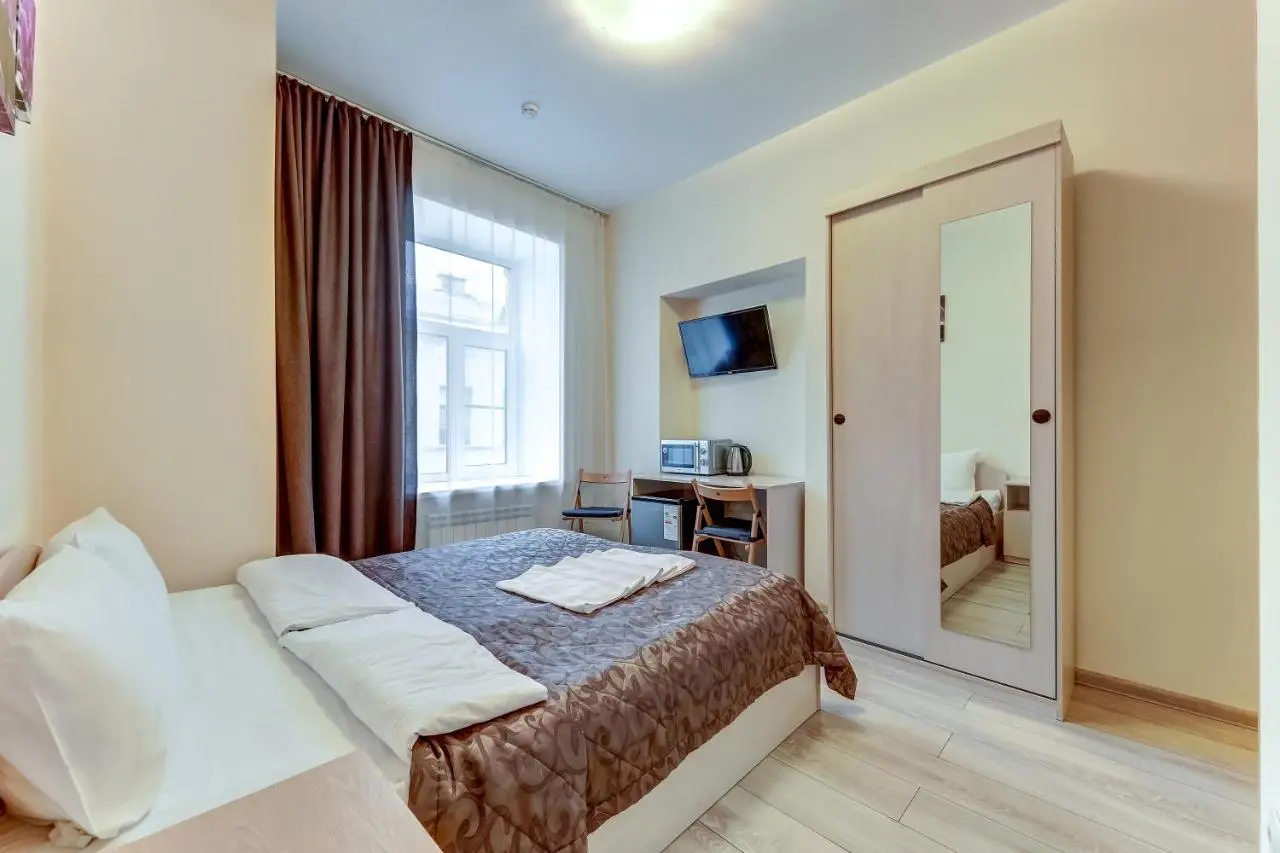 Санкт-Петербург: SuperHostel на Невском 130